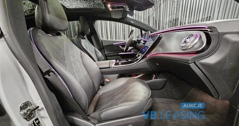 Mercedes-Benz EQE cena 292740 przebieg: 15395, rok produkcji 2022 z Krosno Odrzańskie małe 211
